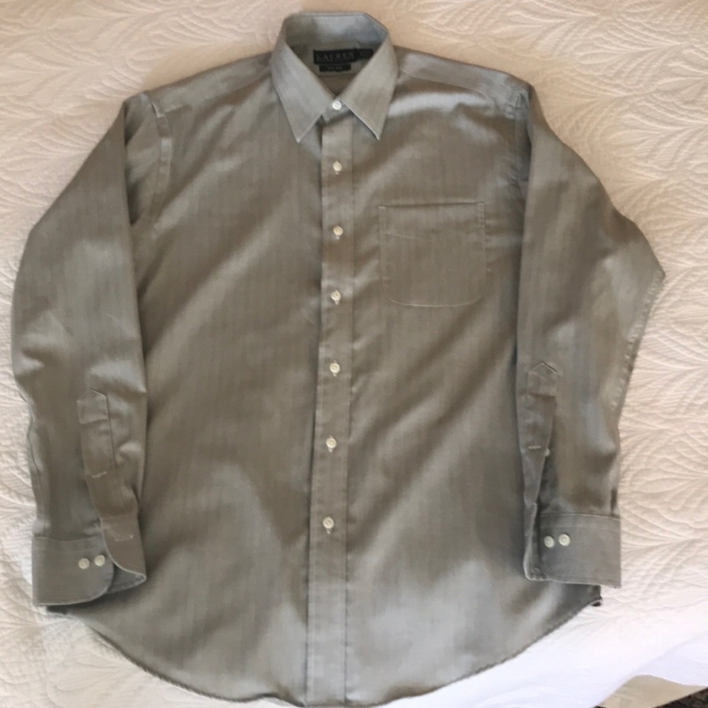 Men’s Button down shirt